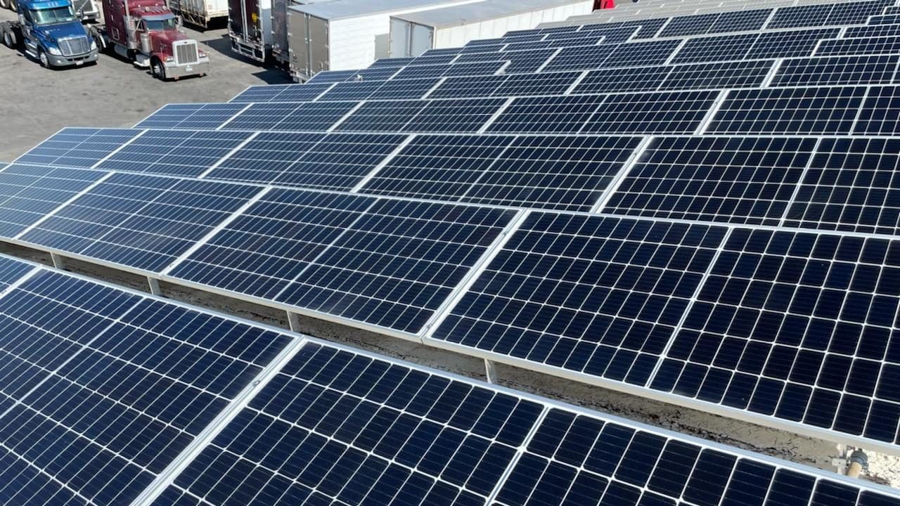 Solar Panel Cleaning in Sacramento, CA Solar Panel Cleaning in Sacramento, CA