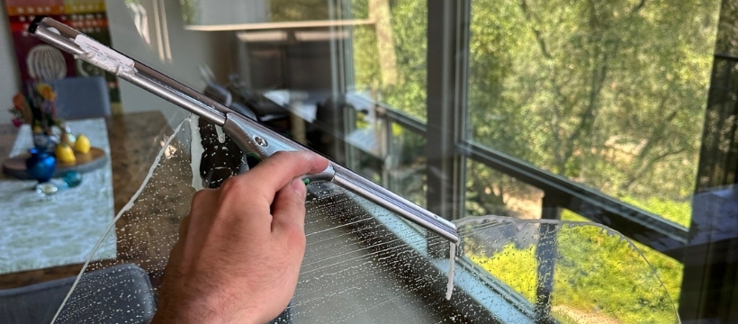 window cleaning service