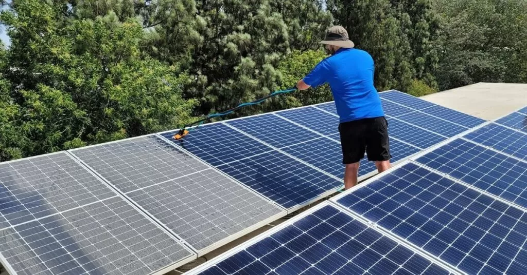 Prevent Debris Underneath Your Solar Panels Prevent Debris Underneath Your Solar Panels